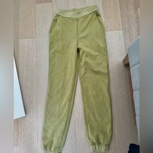 Lululemon Softstreme Relaxed High-Rise Pant